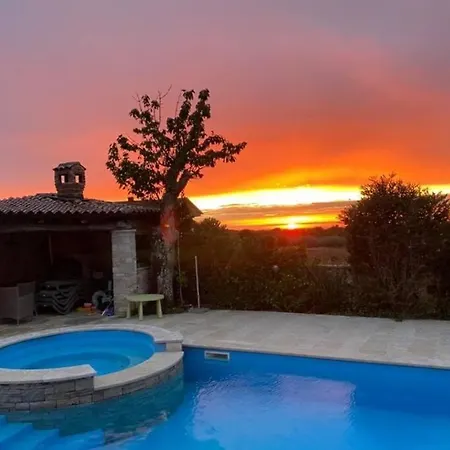 House Is Sold * Stifanići